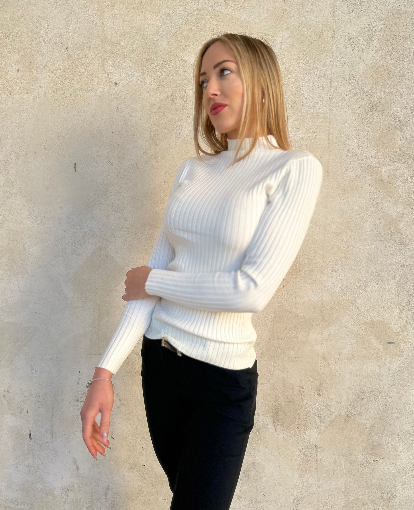 Maglia lupetto coste