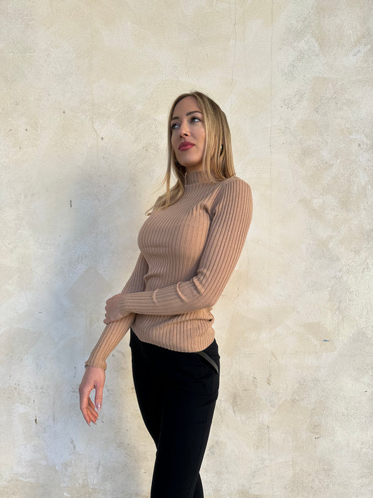 Maglia lupetto coste