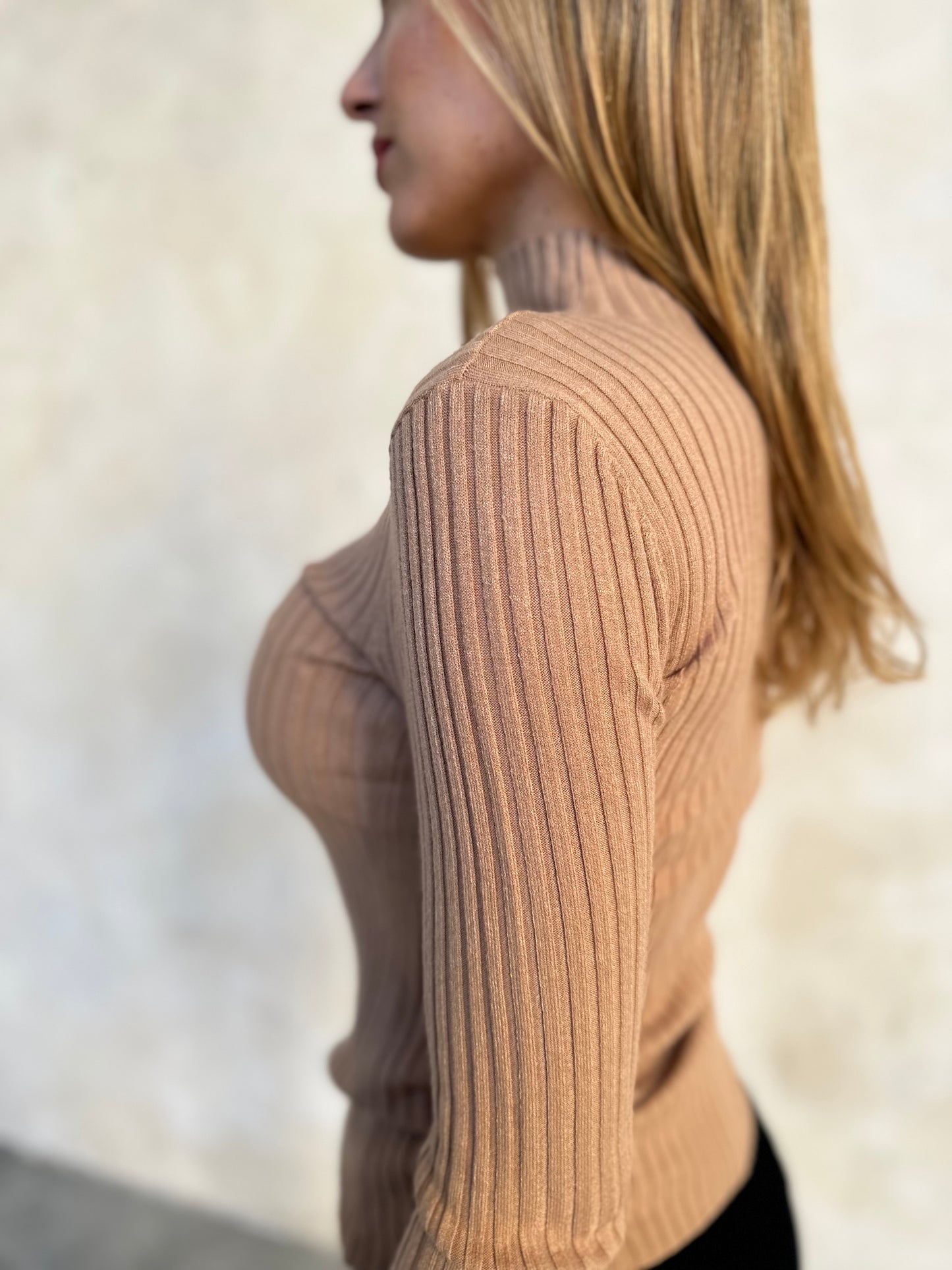 Maglia lupetto coste